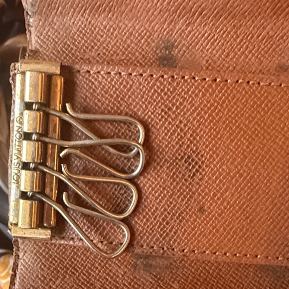 Louis Vuitton Monogram Wallet and Key Holder Set- Authentic - Picture 12 of 15